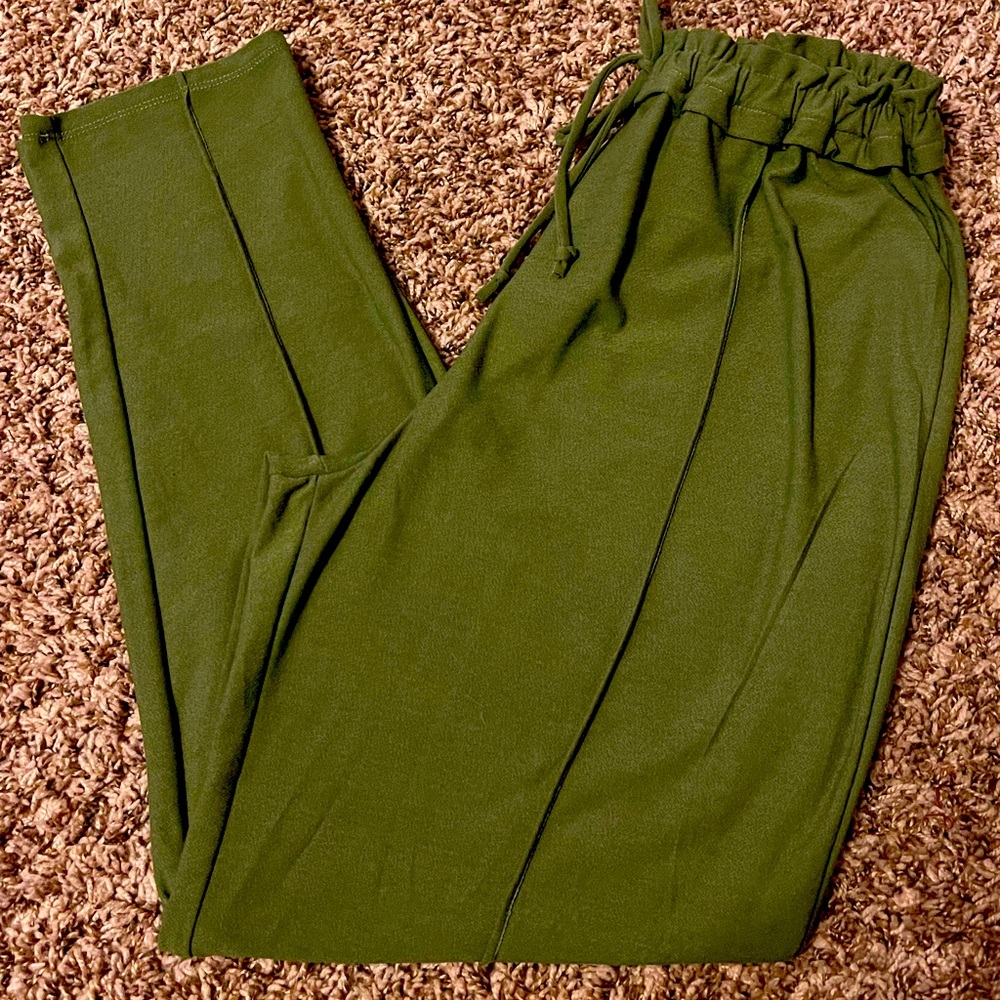 NWT green drawstring linen type pants